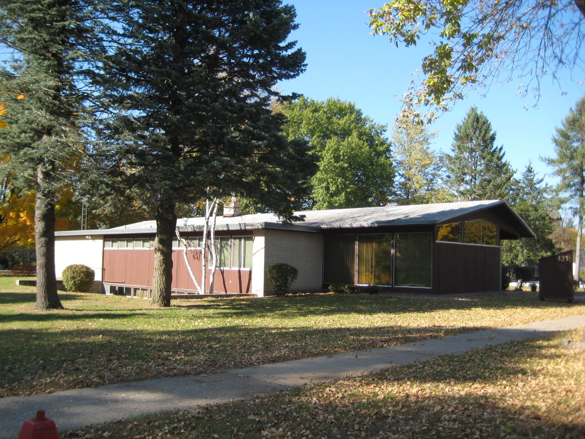 421 S Beaumont Rd, Prairie Du Chien, WI for sale Primary Photo- Image 1 of 1
