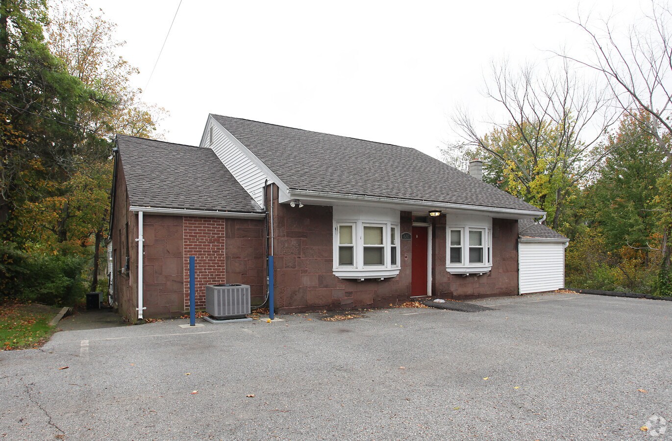 681 Saybrook Rd, Middletown, CT 06457