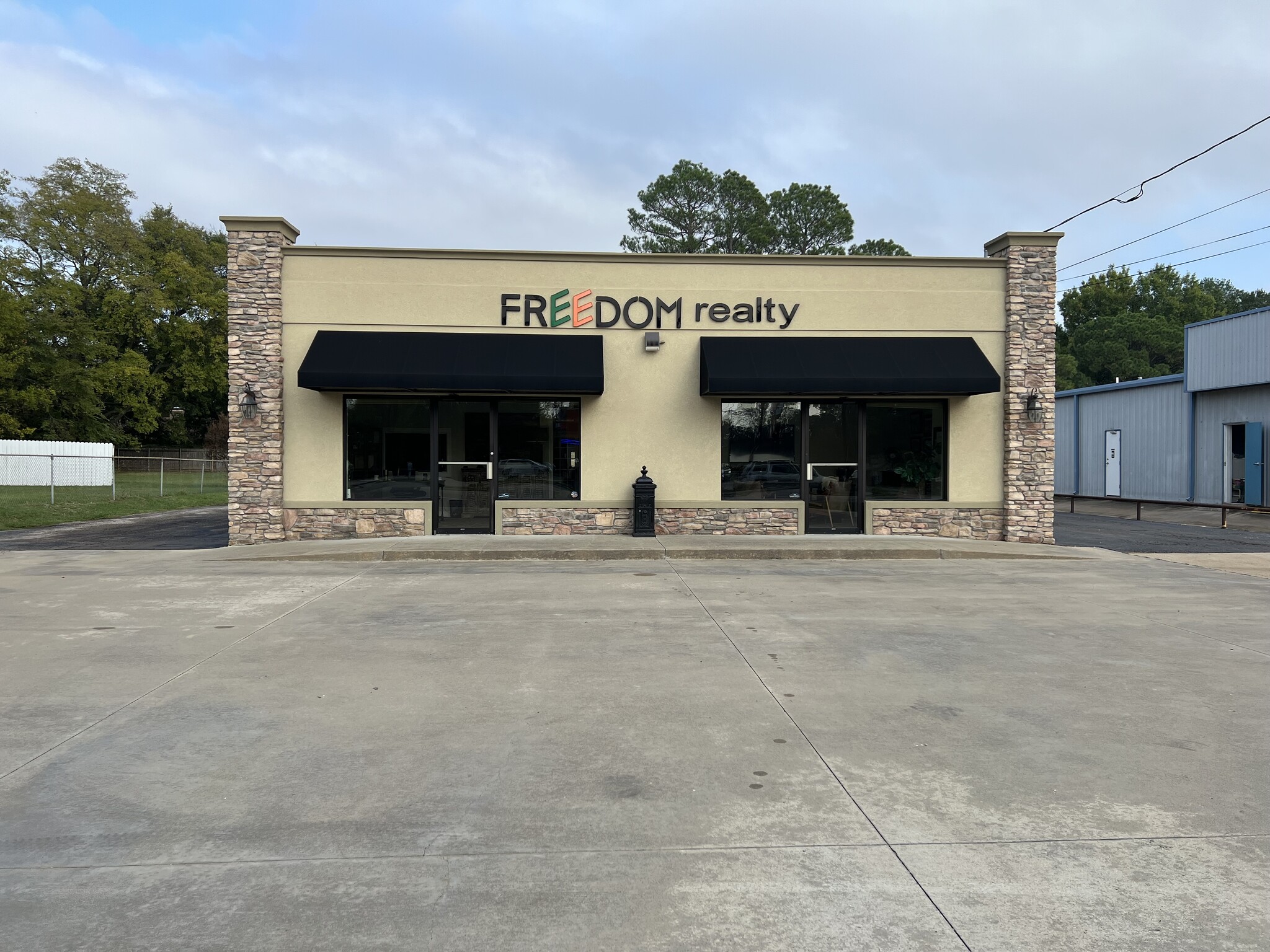 1428 S Broadway St, Sulphur Springs, TX for sale Primary Photo- Image 1 of 15