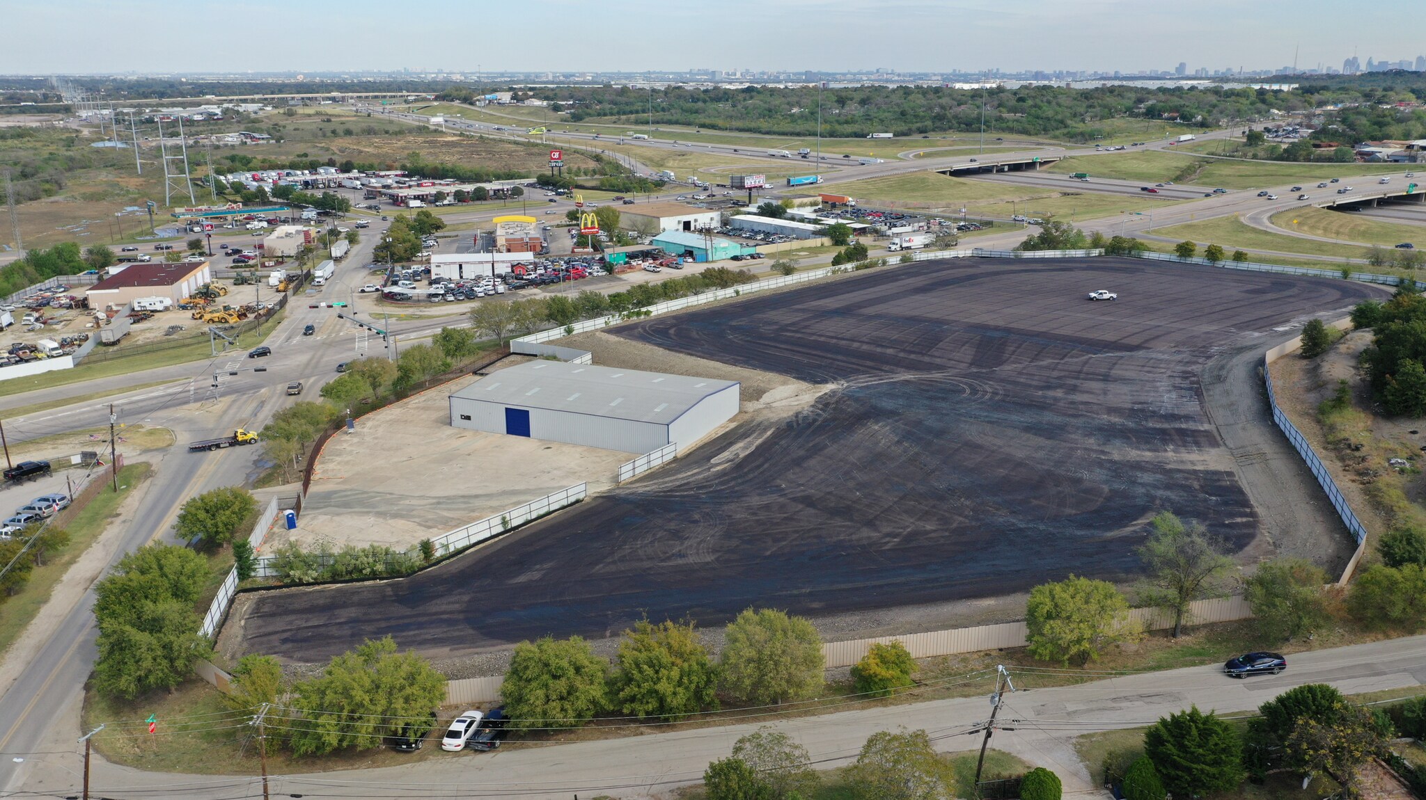 5956 W Jefferson Blvd, Dallas, TX for sale Building Photo- Image 1 of 1