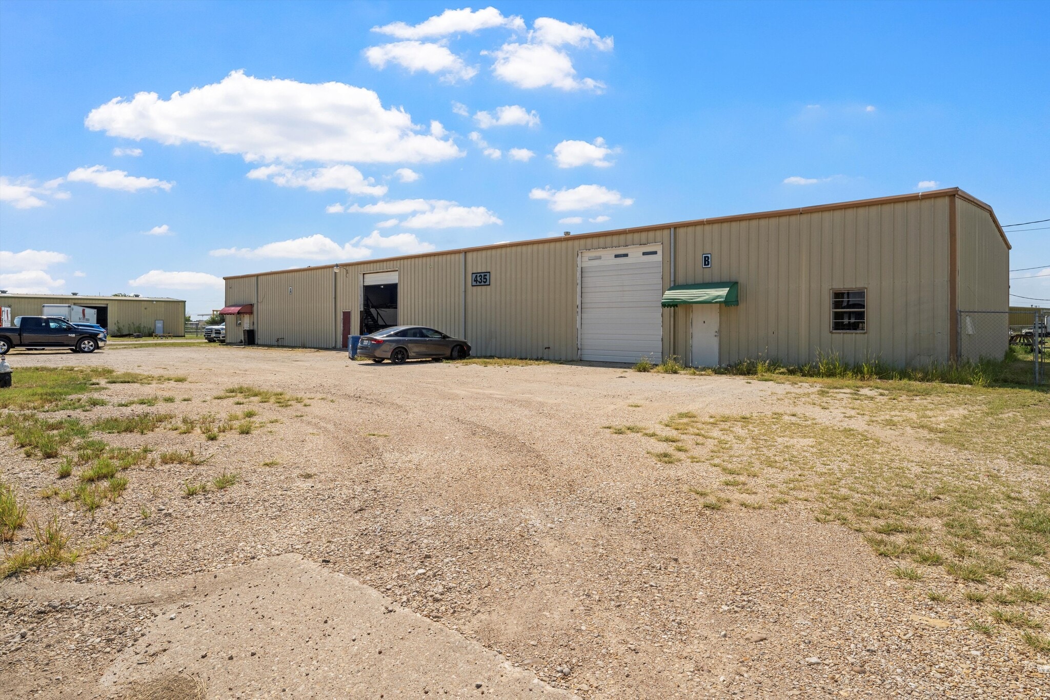 435 S McLennan Loop, Elm Mott, TX for lease Building Photo- Image 1 of 6