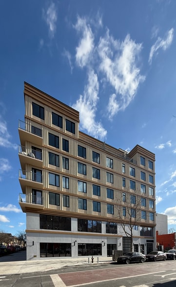 2700 Church Ave, Brooklyn, NY for lease - Building Photo - Image 1 of 3