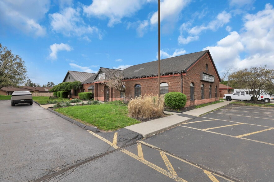 4241 Kimberly Pky, Columbus, OH for lease - Building Photo - Image 2 of 36