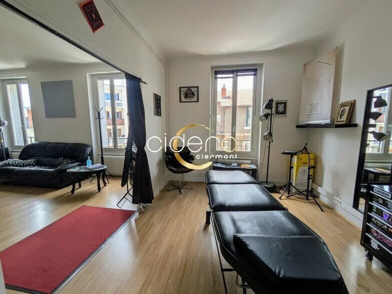 Office in Clermont-Ferrand for lease - Interior Photo - Image 3 of 9