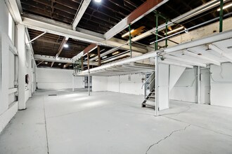 30 Munibung Rd, Cardiff for lease Interior Photo- Image 2 of 12
