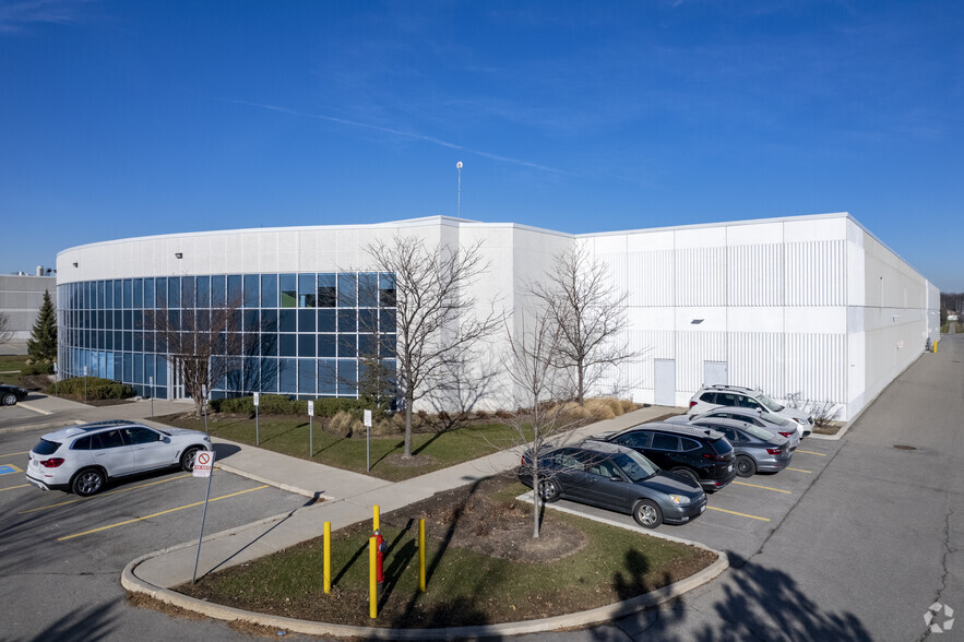 3730 Laird Rd, Mississauga, ON for sale - Primary Photo - Image 1 of 1