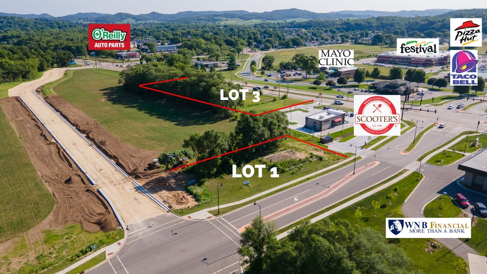 1310-1316 Holmen Dr, Holmen, WI for sale - Building Photo - Image 1 of 1