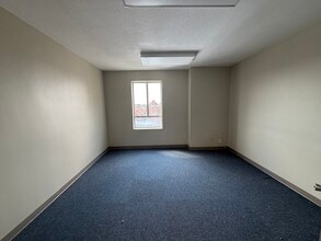 121 S Broadway Ave, Tyler, TX for lease Interior Photo- Image 2 of 3