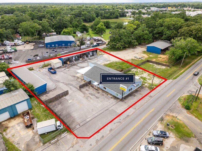 8701 N Palafox St, Pensacola, FL for lease - Building Photo - Image 2 of 4