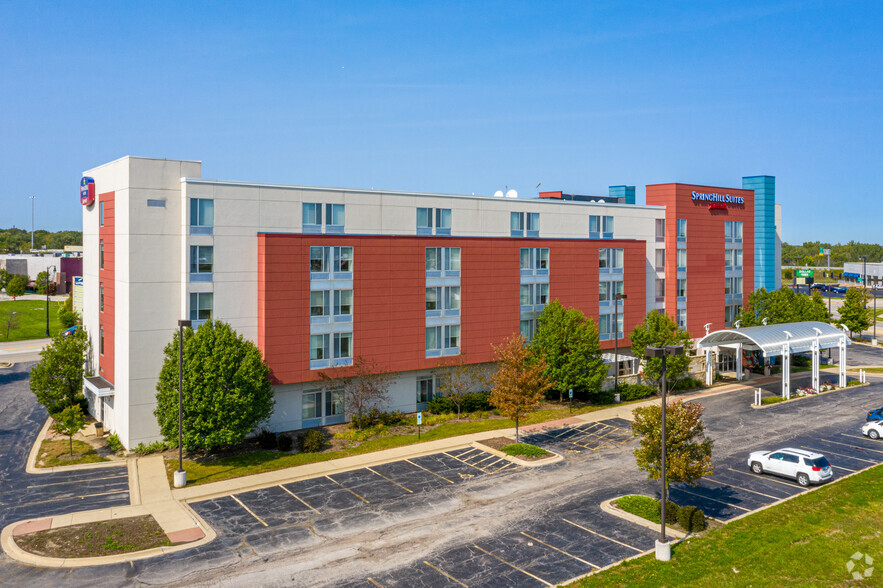 Chicago Waukegan Marriott Portfolio portfolio of 3 properties for sale on LoopNet.com - Building Photo - Image 2 of 3