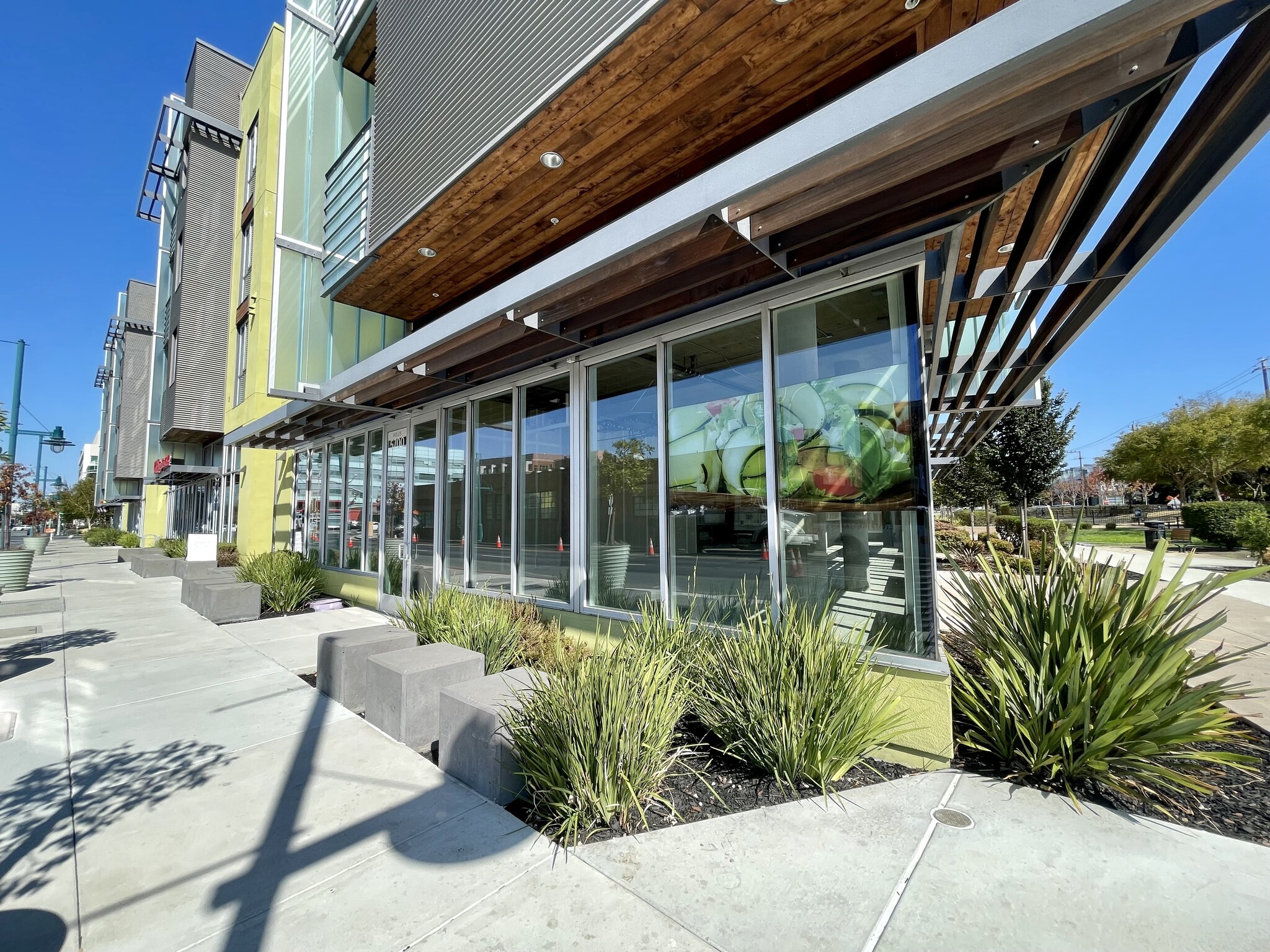 1333 Powell St, Emeryville, CA for lease Building Photo- Image 1 of 3