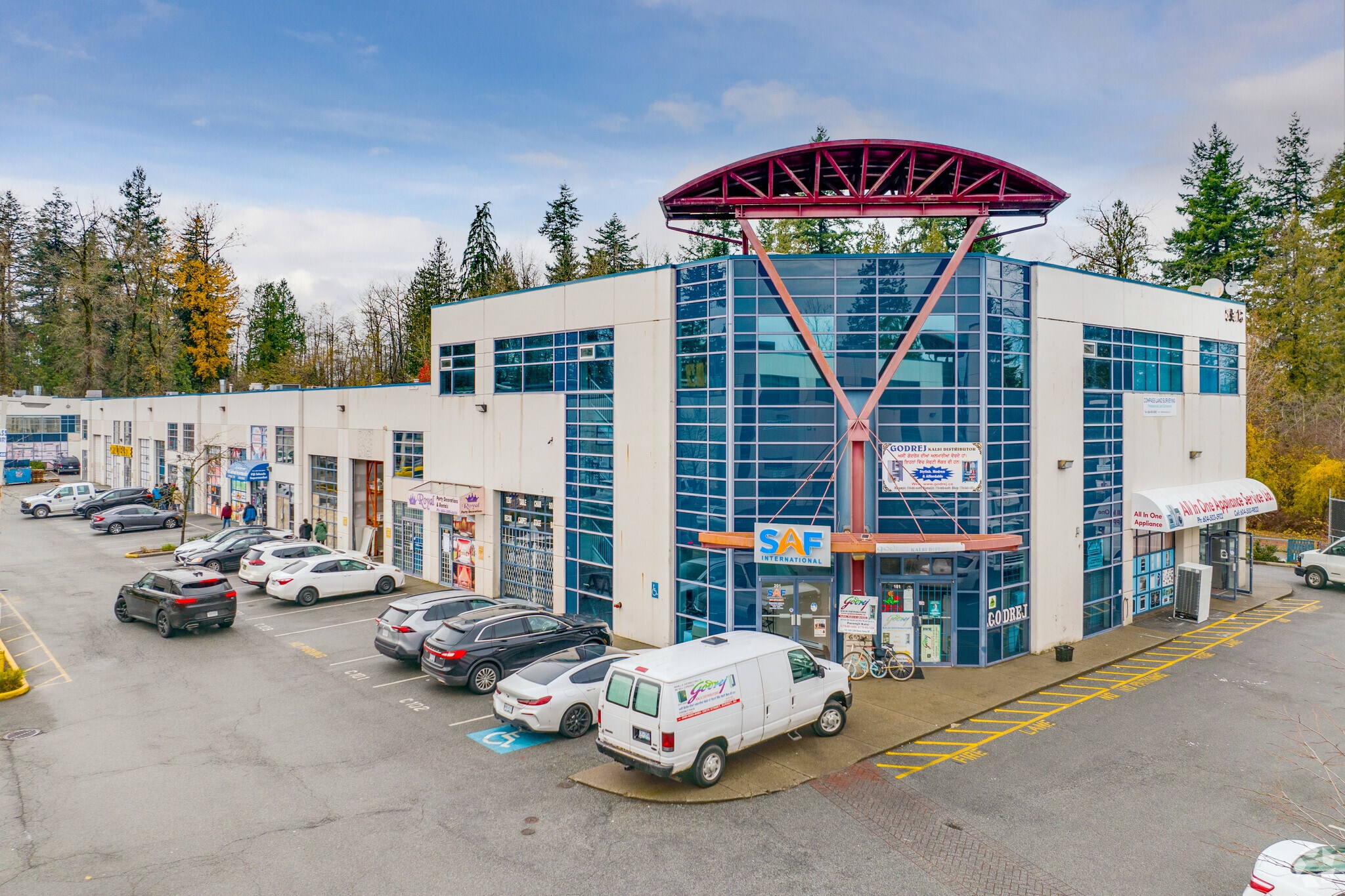 8381 128th St, Surrey, BC for sale Primary Photo- Image 1 of 1