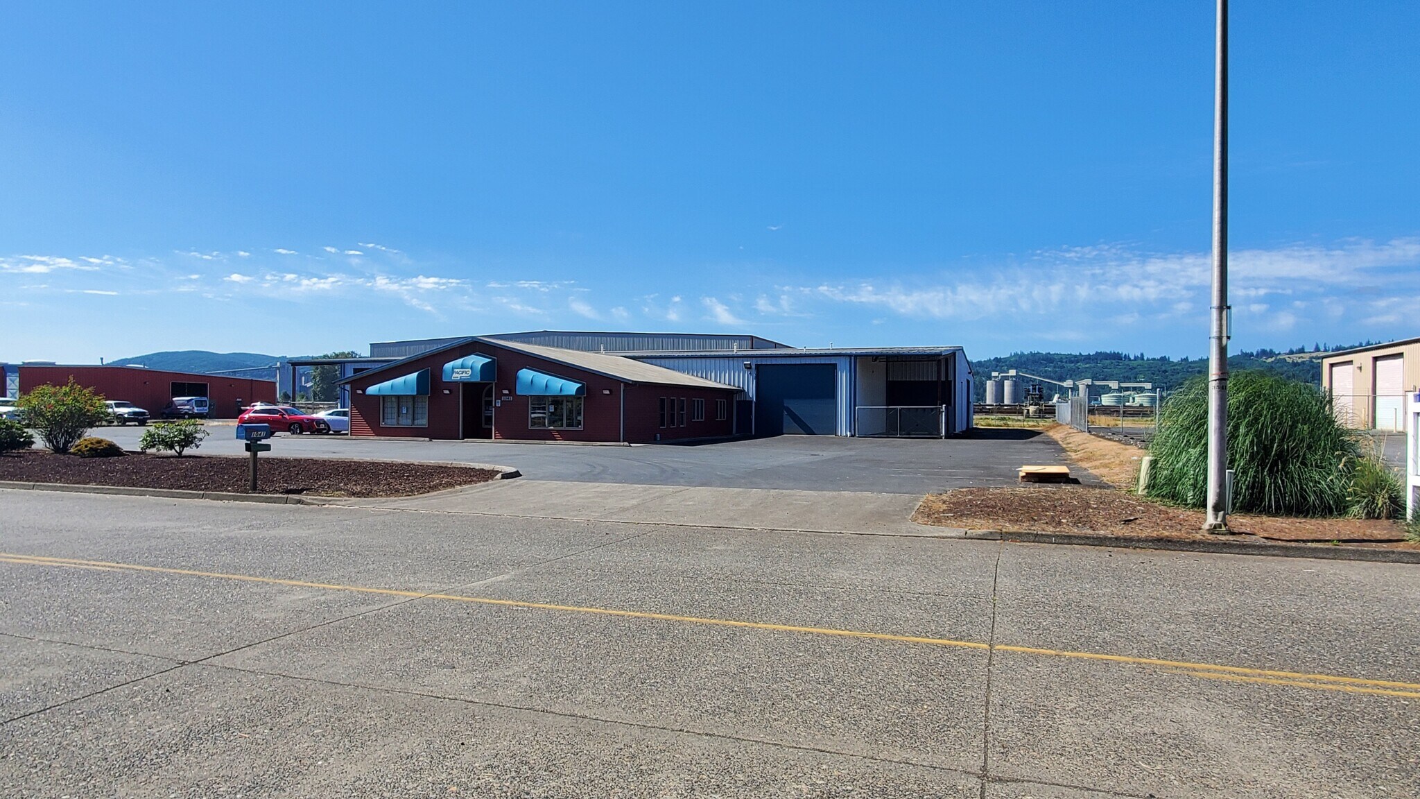 1041 Columbia Blvd, Longview, WA for sale Building Photo- Image 1 of 1