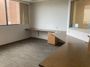 77 W Forest Ave, Flagstaff, AZ for lease Interior Photo- Image 1 of 4