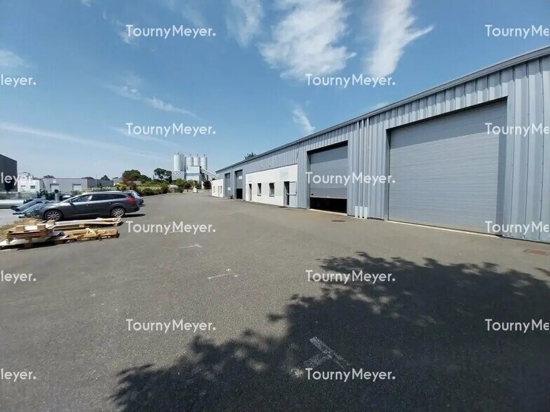 Flex in Thouaré-sur-Loire for lease - Building Photo - Image 1 of 7