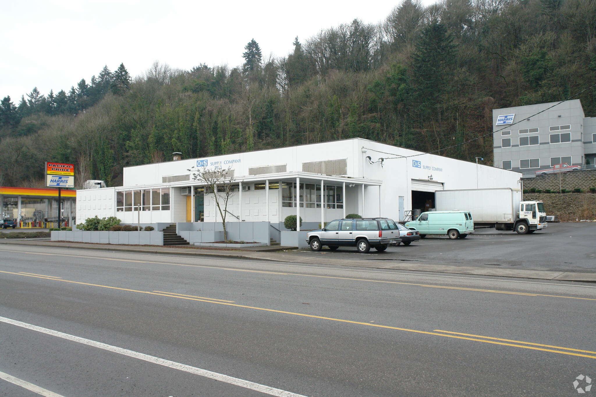 3103 NW Saint Helens Rd, Portland, OR for lease Primary Photo- Image 1 of 4