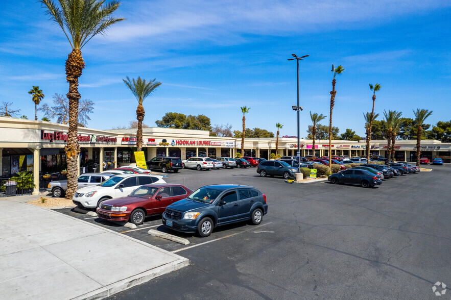 4850 W Flamingo Rd, Las Vegas, NV for lease - Building Photo - Image 3 of 15