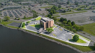 More details for 400 Riverview Dr, Benton Harbor, MI - Office for Sale