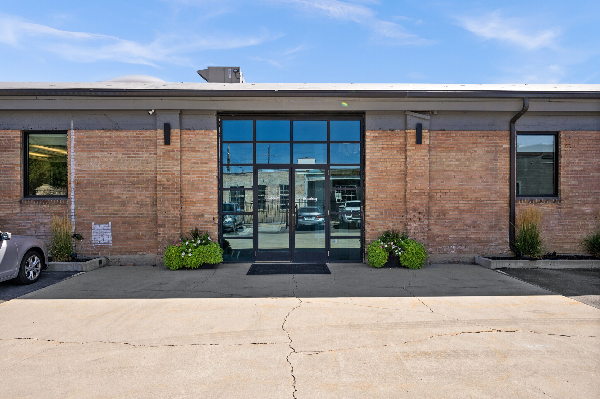 343 W 400 S, Salt Lake City, UT for lease Building Photo- Image 1 of 17
