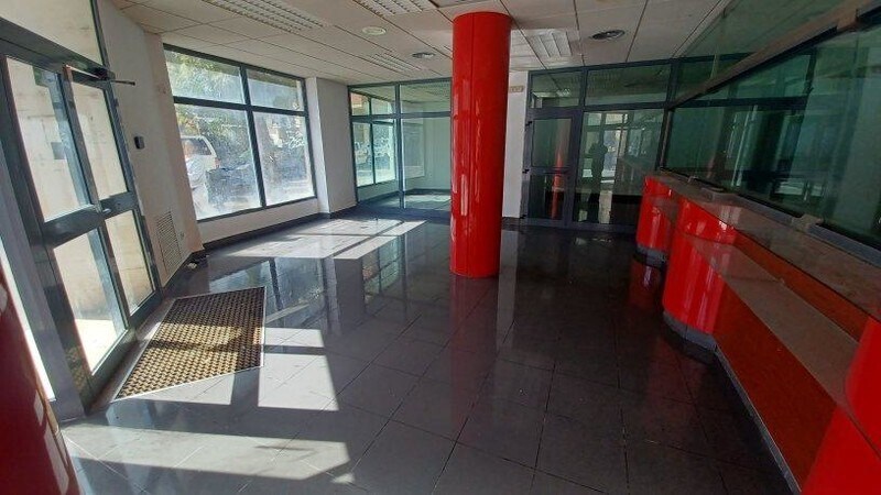 Reus, TAR 43204 - Unit D2 - - Interior Photo - Image 2 of 8