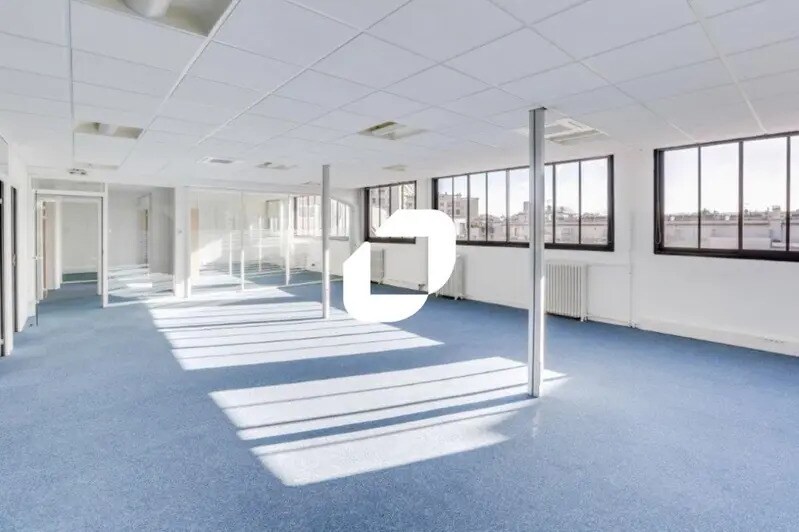 Office in Paris for lease - Interior Photo - Image 1 of 15