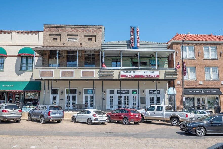 213-217 E Main St, Starkville, MS for sale - Building Photo - Image 3 of 11