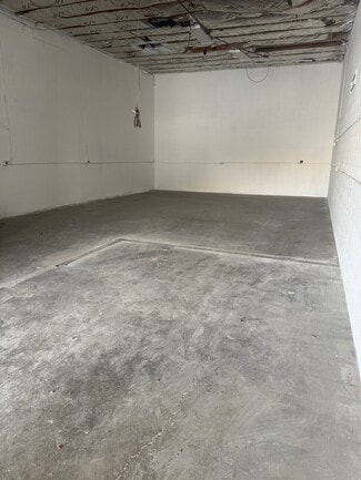 More details for 16154-16160 Wyandotte St, Van Nuys, CA - Industrial for Lease