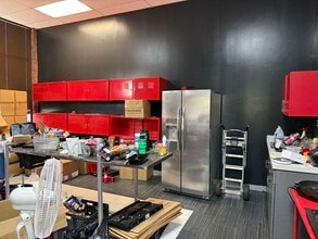 4135-4165 Willow Lake Blvd, Memphis, TN for lease Interior Photo- Image 2 of 18