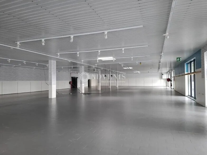 Retail in Nancy for sale - Building Photo - Image 2 of 10