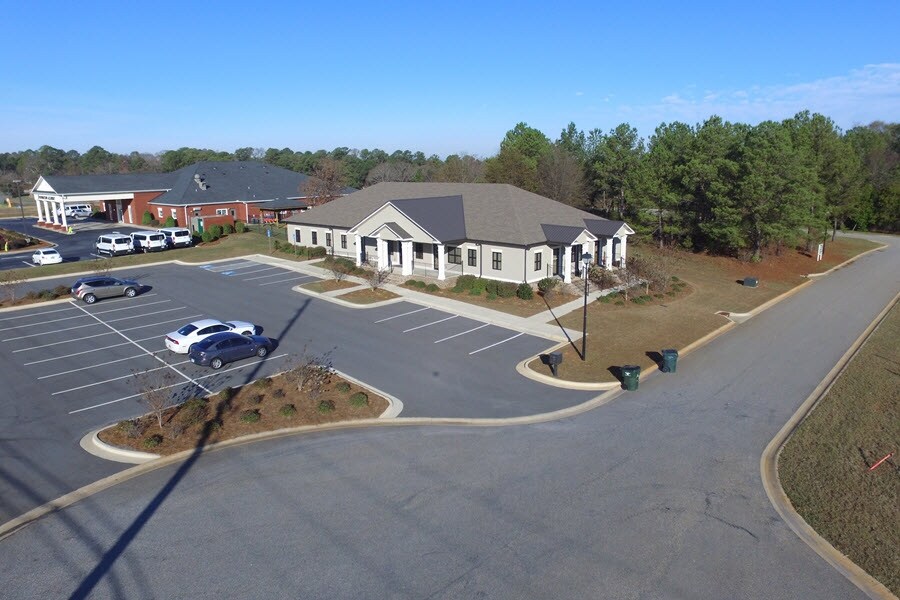 104 Bluff Chase, Bonaire, GA for sale Building Photo- Image 1 of 1