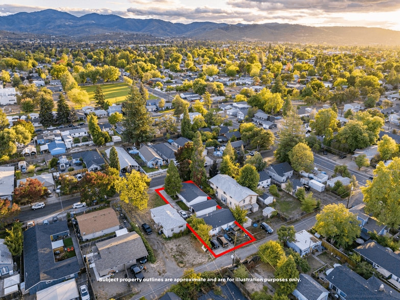 1036 W 12th St, Medford, OR for sale - Building Photo - Image 2 of 51