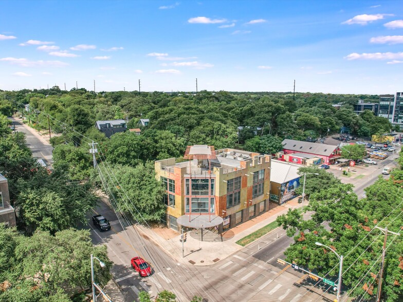 901-903 Barton Springs Rd, Austin, TX for sale - Building Photo - Image 3 of 10