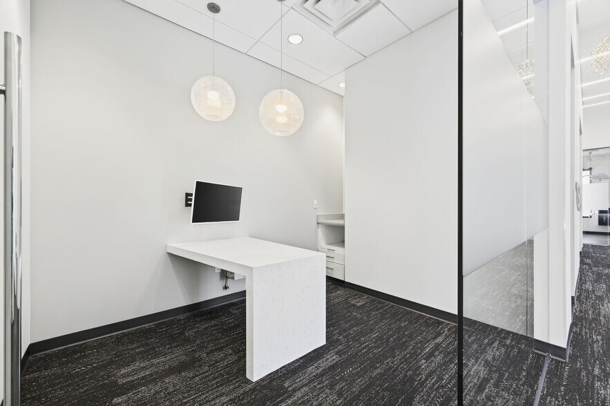 7991 Vance Dr, Arvada, CO for sale - Building Photo - Image 3 of 14