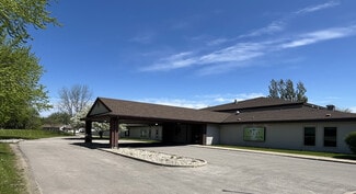 More details for 3870 Jackson St, Oshkosh, WI - Specialty for Sale
