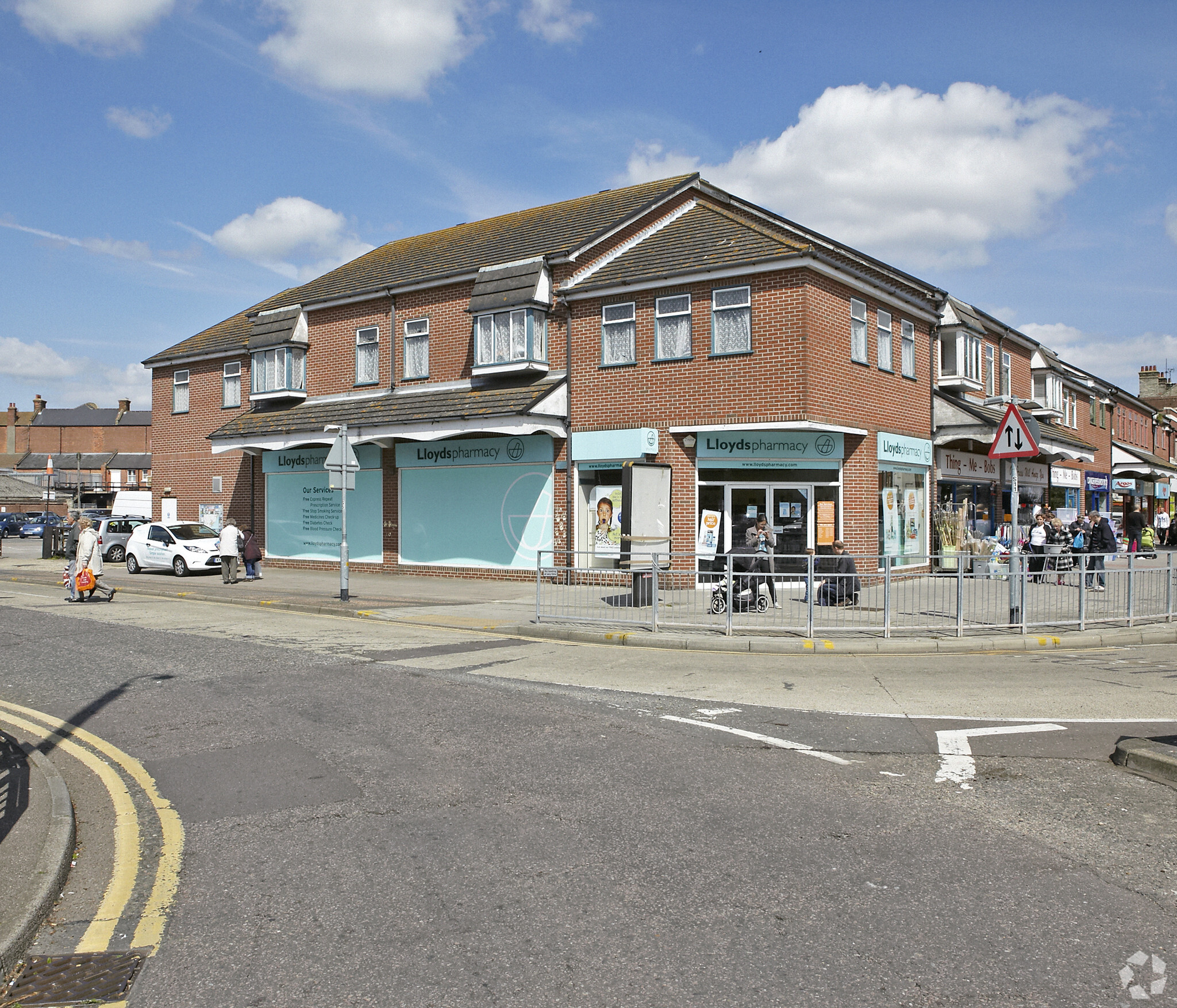 2 Jackson Rd, Clacton On Sea for sale Primary Photo- Image 1 of 5