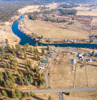 More details for 32323 Modoc Point Rd – for Sale, Chiloquin, OR