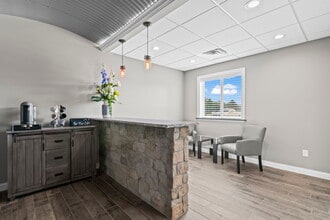 3901 Pintail Dr, Springfield, IL for sale Interior Photo- Image 2 of 11