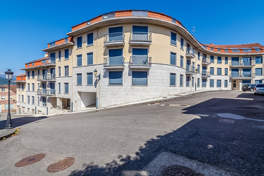 Retail in Mondariz for sale - Building Photo - Image 1 of 22