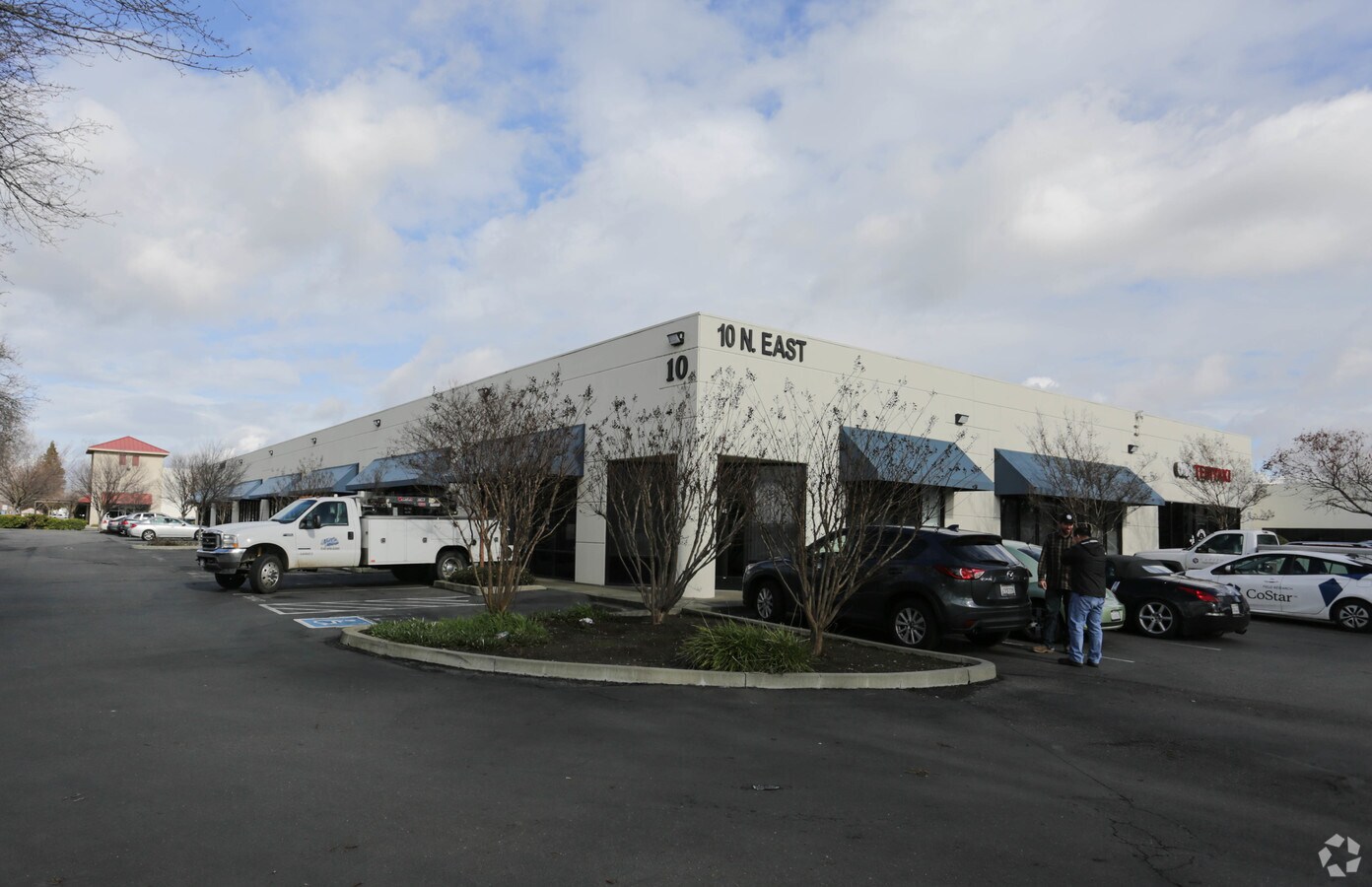 10 N East St, Woodland, CA 95776