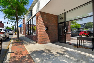 553-557 Main St, Reading, MA for lease Building Photo- Image 2 of 33