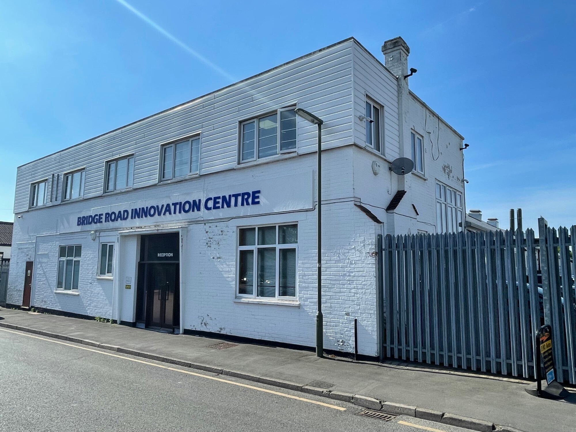 Bridge Rd, Camberley for lease Building Photo- Image 1 of 6