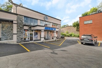 2357 Plainfield Rd, Crest Hill, IL for lease Interior Photo- Image 2 of 17