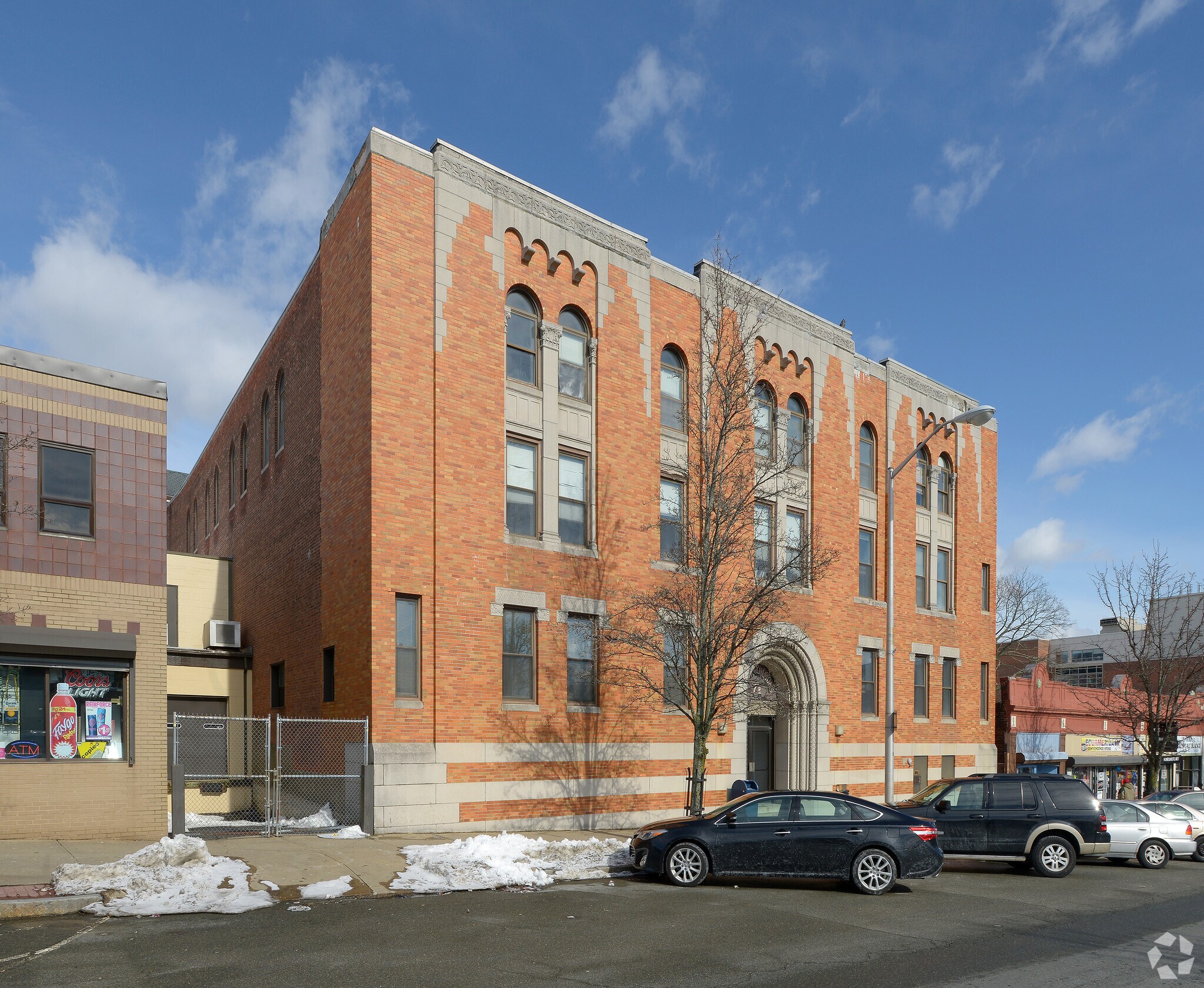 71 Legion Pky, Brockton, MA for sale Primary Photo- Image 1 of 1