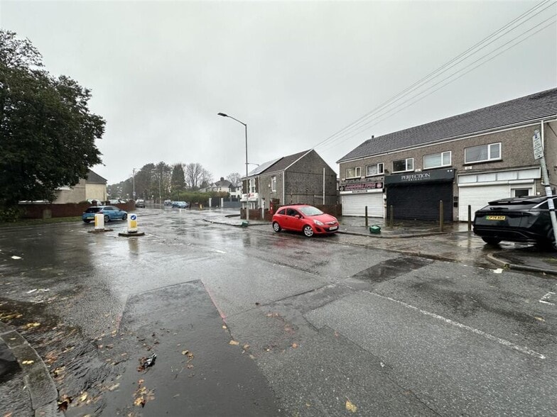 552 Middle Rd, Swansea for lease - Building Photo - Image 3 of 3