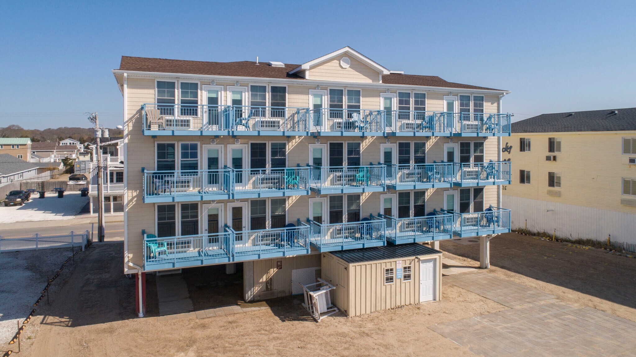 145 Atlantic Ave, Westerly, RI 02891 Misquamicut Beach Front Inn