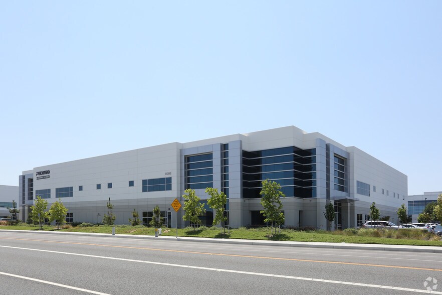 11310 Slater Ave, Fountain Valley, CA 92708 Industrial for Lease