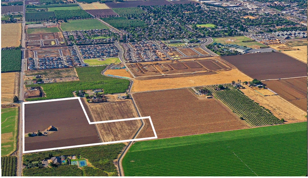 1151 Sycamore Ave, Patterson, CA for sale - Aerial - Image 1 of 3