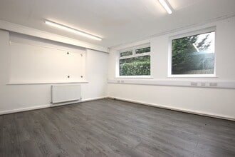 Main St, Grantham for lease Interior Photo- Image 2 of 4