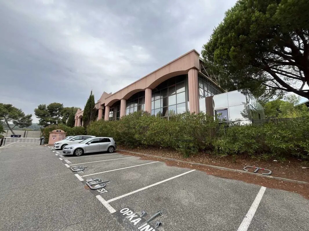 155 Voie Ariane, La Ciotat for sale Building Photo- Image 1 of 12