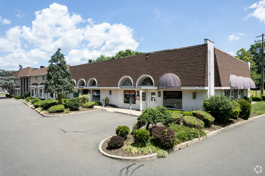 180 Franklin Tpke, Mahwah, NJ for lease - Building Photo - Image 3 of 5